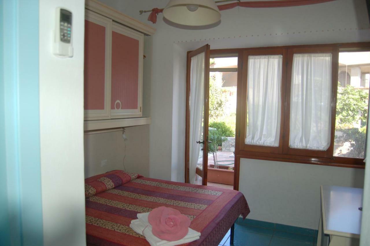 Bed and Breakfast La Rosada à Giglio Porto Extérieur photo