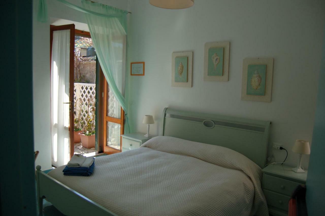 Bed and Breakfast La Rosada à Giglio Porto Extérieur photo